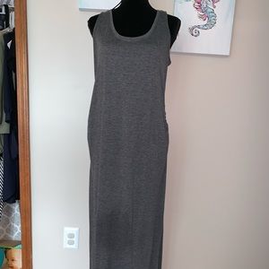 Old navy maternity tank top maxi dress